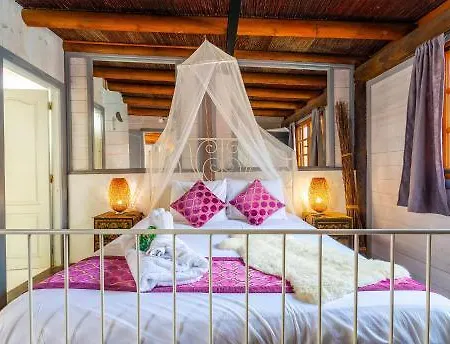 리조트 De Arrieta Village - Yurts And Stone - Shared Pool - Walking Distance To Arrieta - Off Grid 3*