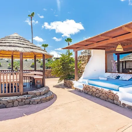 리조트 De Arrieta Village - Yurts And Stone - Shared Pool - Walking Distance To Arrieta - Off Grid