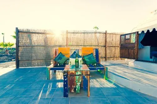 De Arrieta Village - Yurts And Stone - Shared Pool - Walking Distance To Arrieta - Off Grid