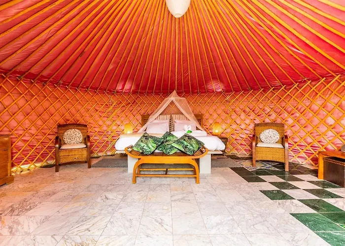 De Arrieta Village - Yurts And Stone - Shared Pool - Walking Distance To Arrieta - Off Grid Resort 3*