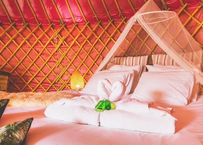 De Arrieta Village - Yurts And Stone - Shared Pool - Walking Distance To Arrieta - Off Grid 리조트