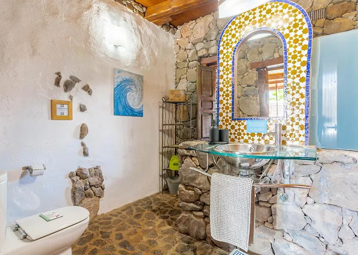 De Arrieta Village - Yurts And Stone - Shared Pool - Walking Distance To Arrieta - Off Grid 리조트 Tabayesco