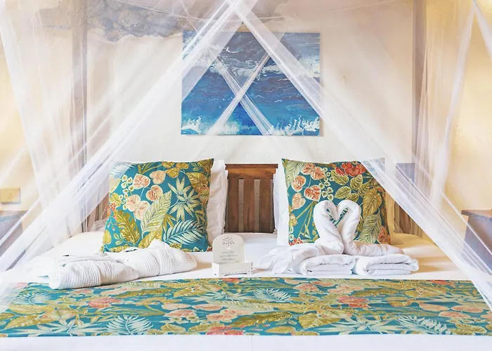 리조트 De Arrieta Village - Yurts And Stone - Shared Pool - Walking Distance To Arrieta - Off Grid 3*