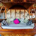 De Arrieta Village - Yurts And Stone - Shared Pool - Walking Distance To Arrieta - Off Grid 리조트 Tabayesco
