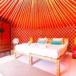 De Arrieta Village - Yurts And Stone - Shared Pool - Walking Distance To Arrieta - Off Grid 3* Tabayesco