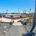 De Arrieta Village - Yurts And Stone - Shared Pool - Walking Distance To Arrieta - Off Grid 리조트 Tabayesco