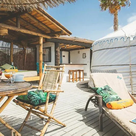 De Arrieta Village - Yurts And Stone - Shared Pool - Walking Distance To Arrieta - Eco Friendly Resort *