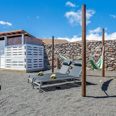 De Arrieta Village - Yurts And Stone - Shared Pool - Walking Distance To Arrieta - Off Grid Üdülőközpont