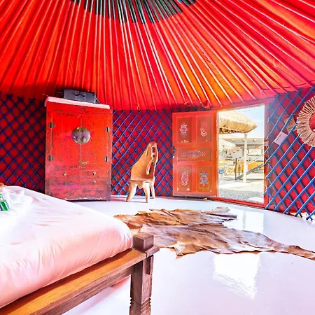 De Arrieta Village - Yurts And Stone - Shared Pool - Walking Distance To Arrieta - Eco Friendly *