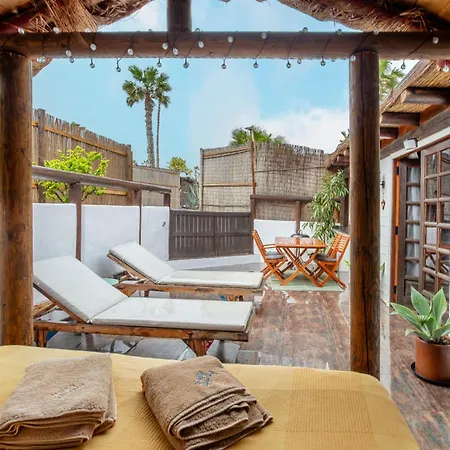 De Arrieta Village - Yurts And Stone - Shared Pool - Walking Distance To Arrieta - Off Grid Resort 3*