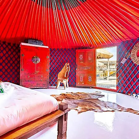 De Arrieta Village - Yurts And Stone - Shared Pool - Walking Distance To Arrieta - Off Grid Feriested