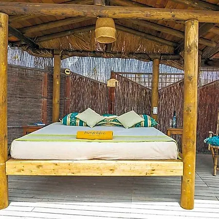 De Arrieta Village - Yurts And Stone - Shared Pool - Walking Distance To Arrieta - Off Grid Feriested Tabayesco