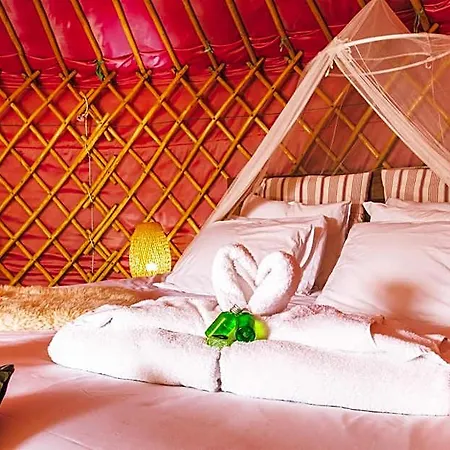 Feriested De Arrieta Village - Yurts And Stone - Shared Pool - Walking Distance To Arrieta - Off Grid Tabayesco