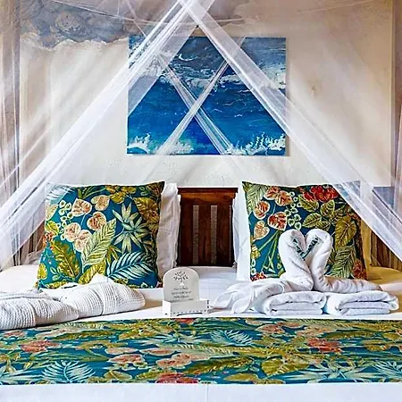 De Arrieta Village - Yurts And Stone - Shared Pool - Walking Distance To Arrieta - Off Grid 3*