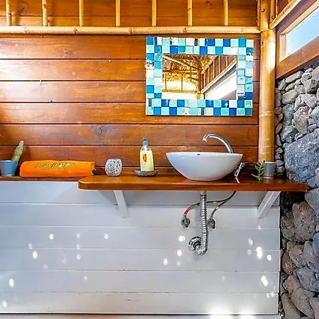 Resort De Arrieta Village - Yurts And Stone - Shared Pool - Walking Distance To Arrieta - Off Grid 3*