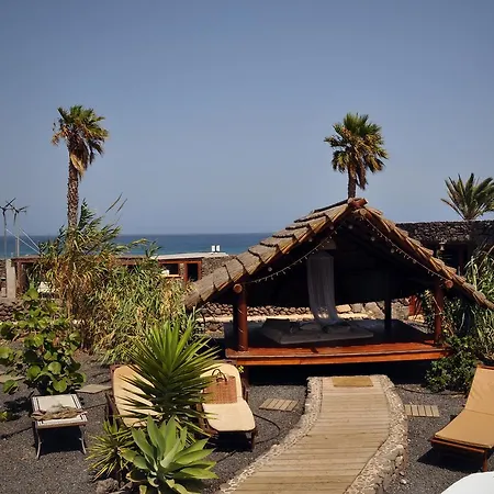 Rezort De Arrieta Village - Yurts And Stone - Shared Pool - Walking Distance To Arrieta - Off Grid