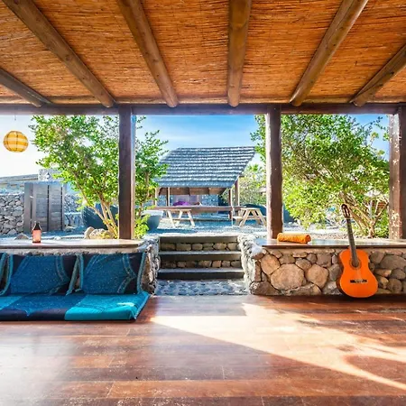 De Arrieta Village - Yurts And Stone - Shared Pool - Walking Distance To Arrieta - Eco Friendly * Tabayesco