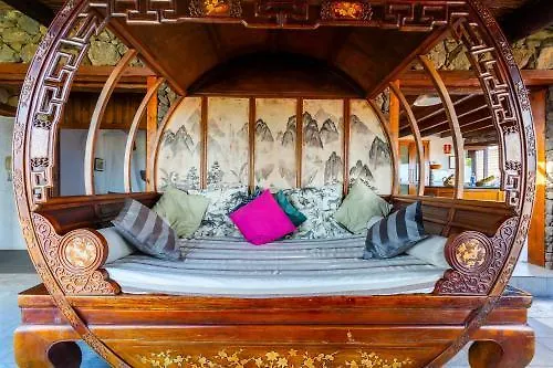 De Arrieta Village - Yurts And Stone - Shared Pool - Walking Distance To Arrieta - Off Grid Resort Tabayesco