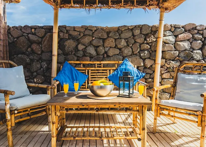 De Arrieta Village - Yurts And Stone - Shared Pool - Walking Distance To Arrieta - Off Grid Tabayesco