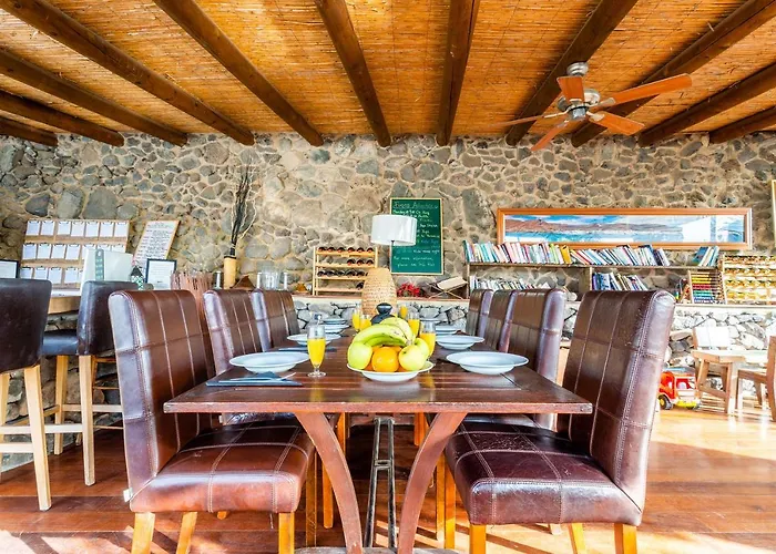 De Arrieta Village - Yurts And Stone - Shared Pool - Walking Distance To Arrieta - Off Grid Resort 3*