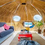 De Arrieta Village - Yurts And Stone - Shared Pool - Walking Distance To Arrieta - Off Grid Resort Tabayesco