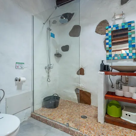 De Arrieta Village - Yurts And Stone - Shared Pool - Walking Distance To Arrieta - Off Grid Tabayesco